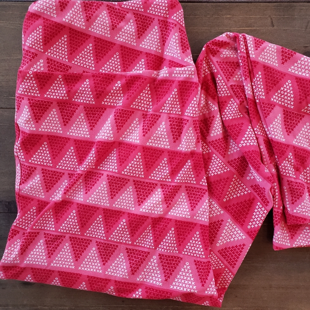 LuLaRoe TC xo tall and curvy leggings tall and curvy Pink Red Valentines